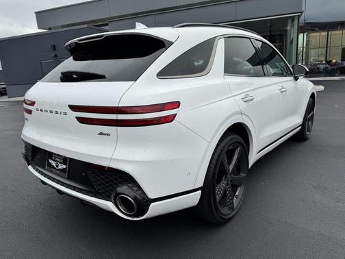 2023 Genesis GV70 2.5T