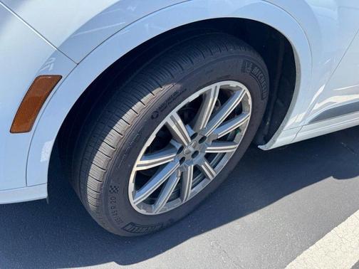 Glacier White Metallic 2018 Audi Q7 3.0T Prestige