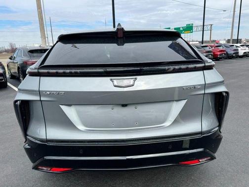2024 Cadillac LYRIQ Sport