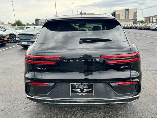 Vik Black 2026 Genesis GV70 2.5T Advanced