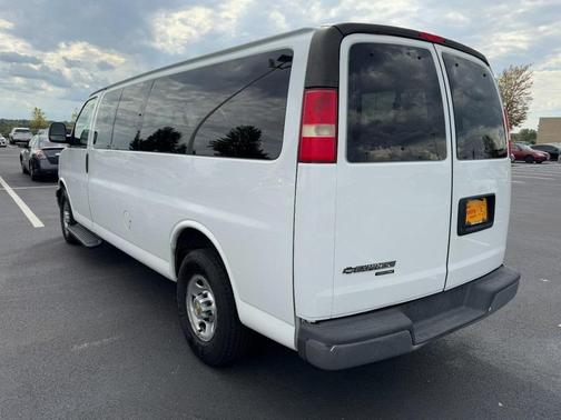 2014 Chevrolet Express 3500 LT