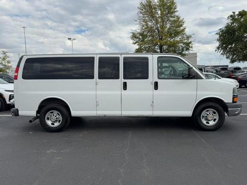 2014 Chevrolet Express 3500 LT