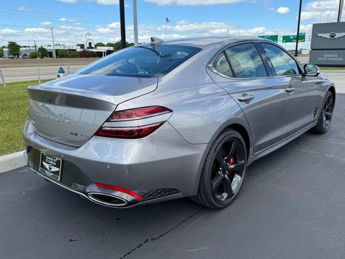 Savile Silver 2026 Genesis G70 3.3T Sport Prestige