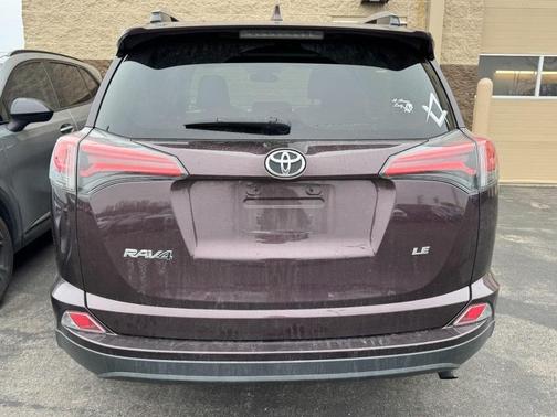 2017 Toyota RAV4 LE