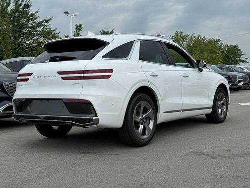 2026 Genesis GV70 2.5T Advanced