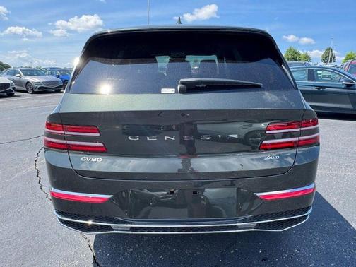 Green 2026 Genesis GV80 2.5T Prestige