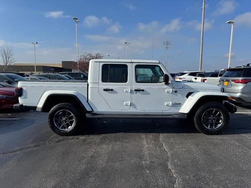 2021 Jeep Gladiator Overland