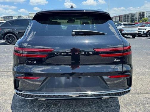 Vik Black 2026 Genesis GV70 2.5T Advanced
