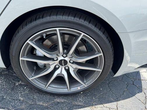 Gray 2026 Genesis G70 2.5T Prestige