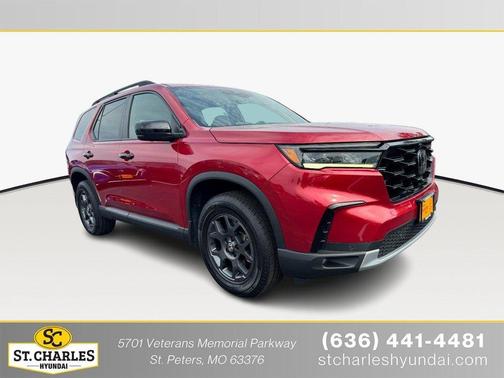 Radiant Red Metallic II 2023 Honda Pilot TrailSport