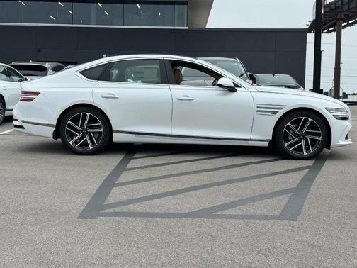 2025 Genesis G80 2.5T