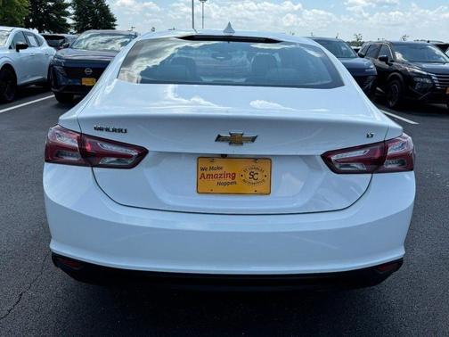 Summit White 2020 Chevrolet Malibu LT