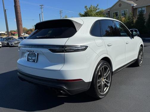 2023 Porsche Cayenne S Platinum Edition