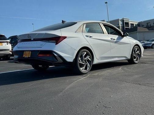 White 2025 Hyundai ELANTRA HEV Limited