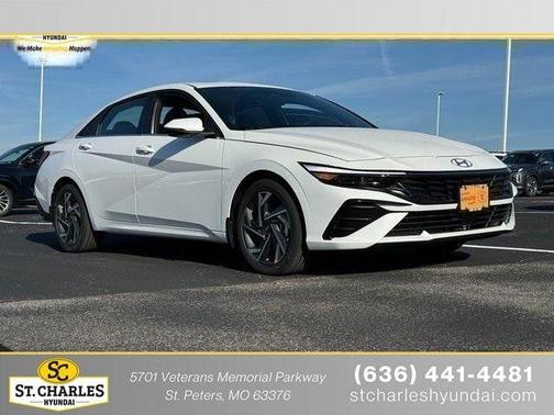 White 2025 Hyundai ELANTRA HEV Limited