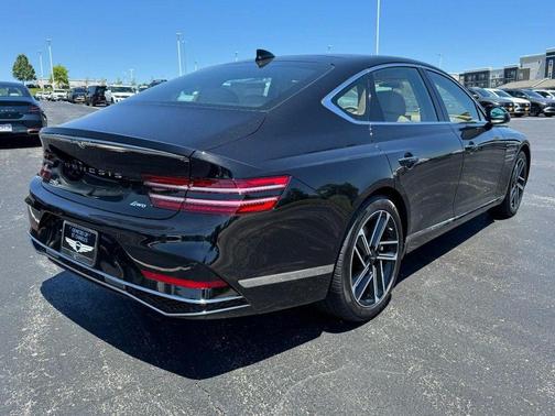 Vik Black 2026 Genesis G80 2.5T