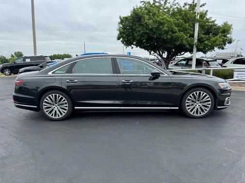 Vesuvius Gray Metallic 2019 Audi A8 L 55