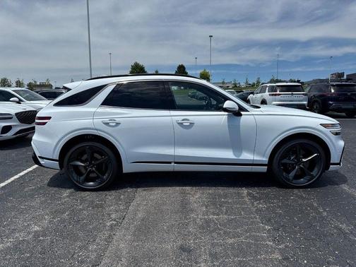 Alta White 2026 Genesis GV70 2.5T Sport Prestige