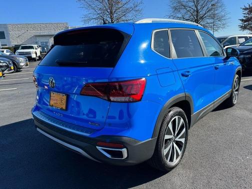 2022 Volkswagen Taos 1.5T SE