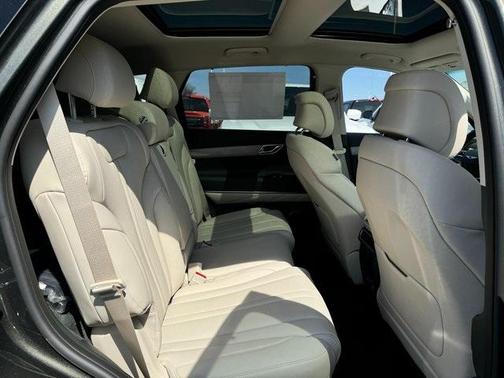 2025 Genesis GV80 2.5T