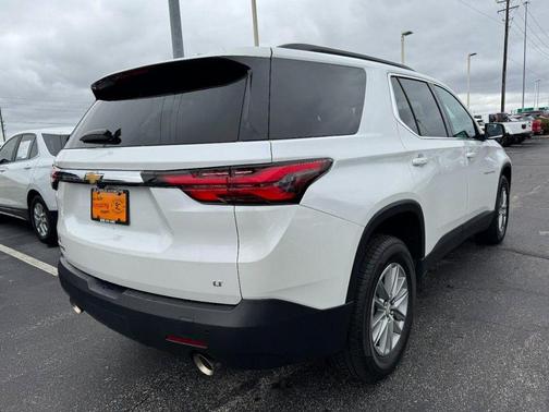 2022 Chevrolet Traverse LT Leather