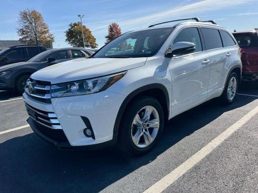 2017 Toyota Highlander Limited