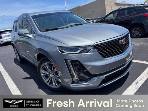 Silver Metallic 2023 Cadillac XT6 Premium Luxury AWD