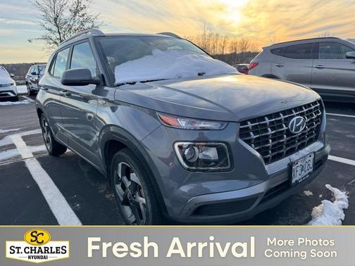 2021 Hyundai VENUE SEL