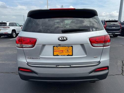 2016 Kia Sorento LX
