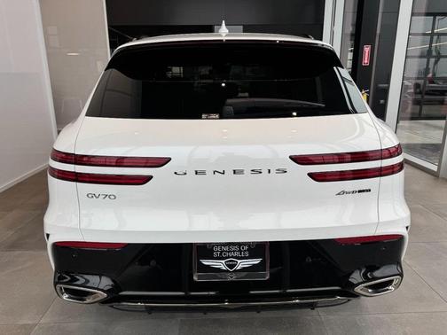 2026 Genesis GV70 3.5T Sport Advanced