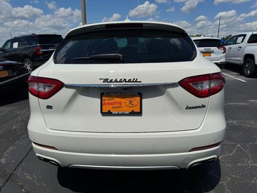 Bianco 2020 Maserati Levante GranLusso