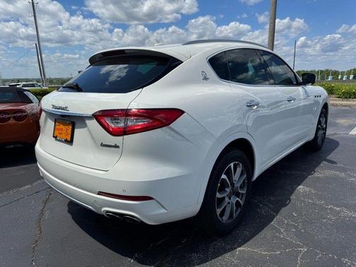 Bianco 2020 Maserati Levante GranLusso