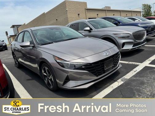Metal 2023 Hyundai ELANTRA SEL