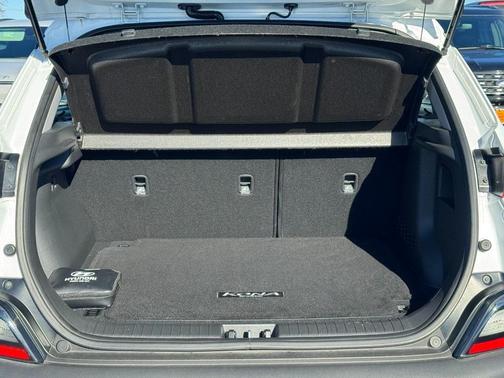 2023 Hyundai KONA SE