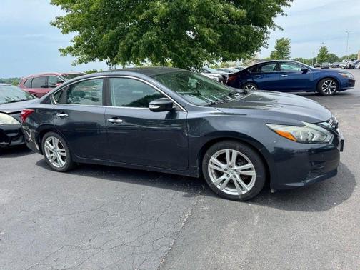 Storm Blue 2016 Nissan Altima 3.5 SL