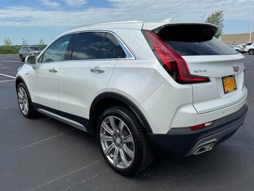 2019 Cadillac XT4 Premium Luxury