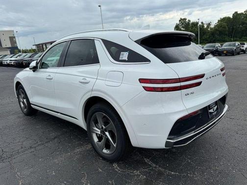 Uyuni White 2026 Genesis GV70 2.5T Advanced