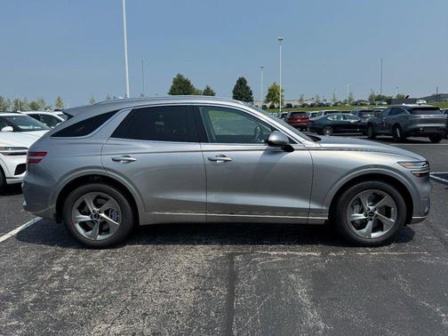 2026 Genesis GV70 2.5T Select