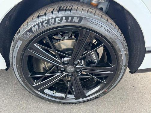 Uyuni White 2026 Genesis GV80 Coupe 3.5T e-SC Prestige Black