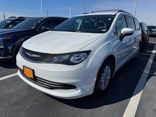 2020 Chrysler Voyager LXI