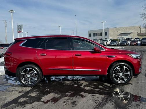 2021 Buick Enclave Essence