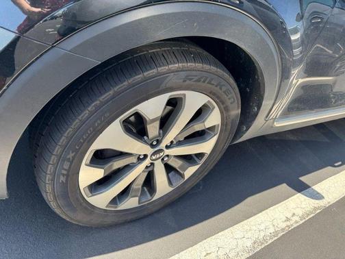 Ebony Black 2020 Kia Telluride S