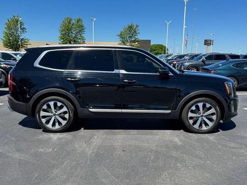 Ebony Black 2020 Kia Telluride S