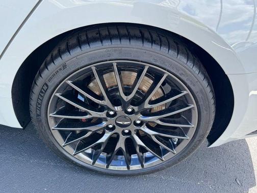 Graphite 2026 Genesis G70 3.3T Prestige Graphite