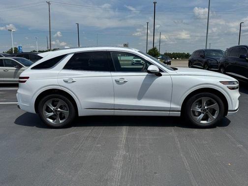 Uyuni White 2026 Genesis GV70 2.5T Advanced