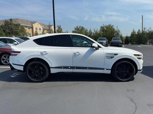 Uyuni White 2026 Genesis GV80 Coupe 3.5T e-SC Prestige Black