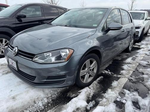 2017 Volkswagen Golf TSI Wolfsburg Edition 4-Door