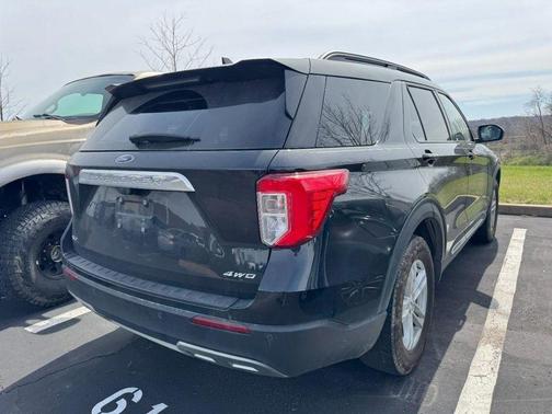 Agate Black Metallic 2021 Ford Explorer XLT