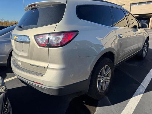 2016 Chevrolet Traverse 2LT