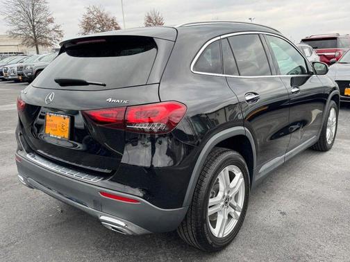 2021 Mercedes-Benz GLA 250 Base 4MATIC